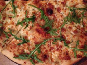 gorgonzola-pizza-Crep'Italy-Siem_Reap-Cambodia
